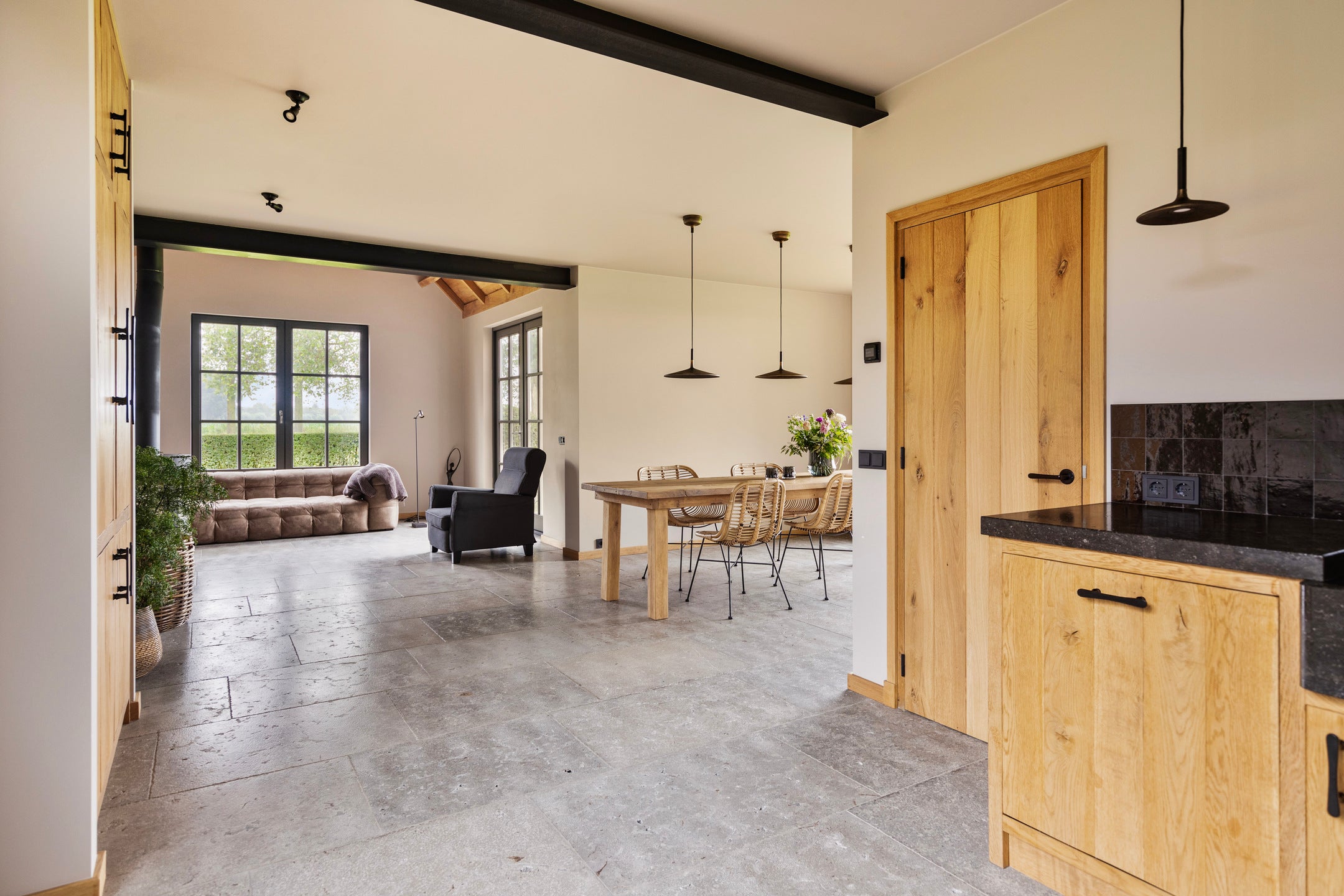 Woonboerderij landelijk en robuust in Hulten