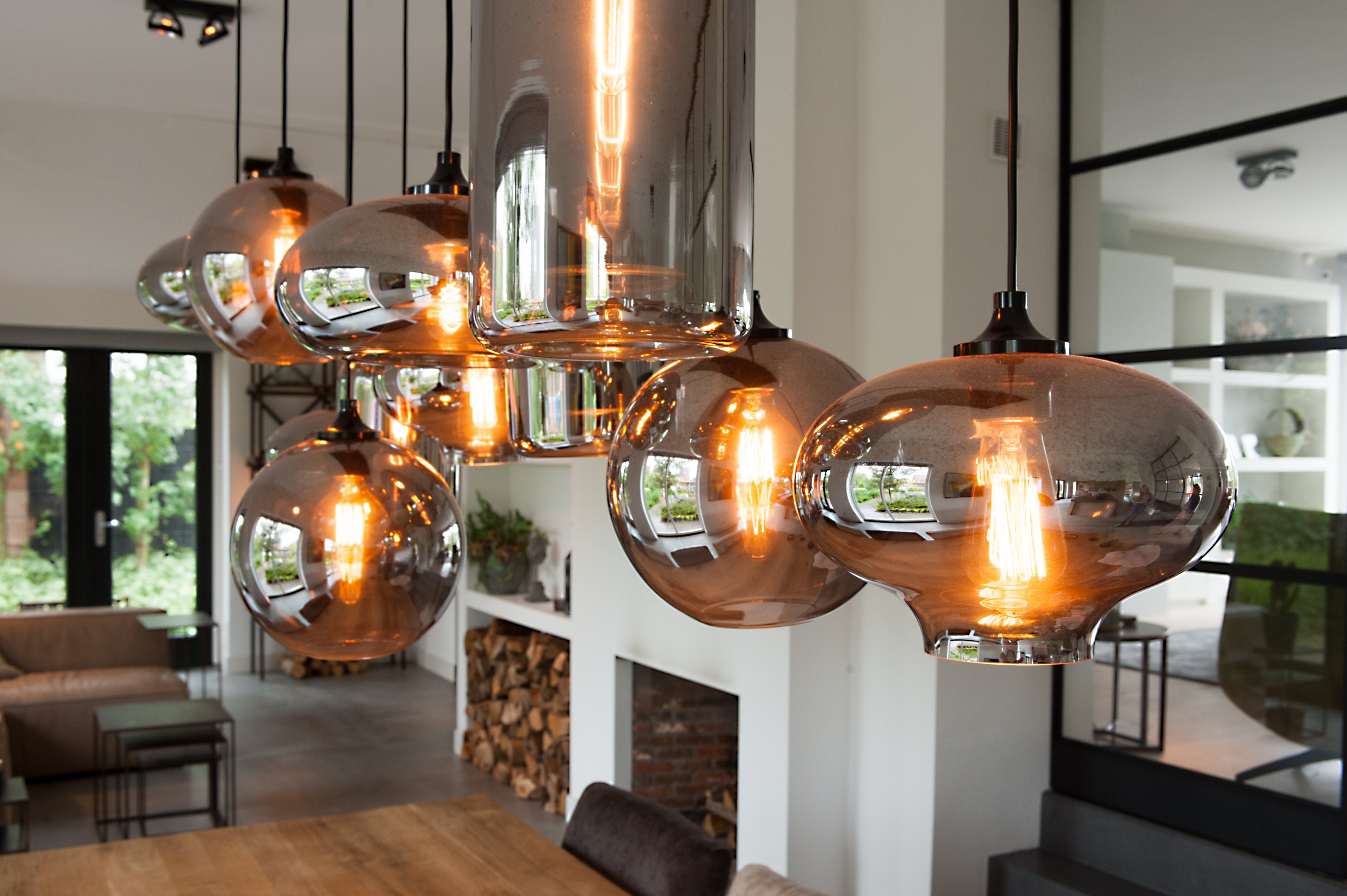 9by eve bulb lamp hanglamp videlamp kelken detail BYEVE brobbelinterieur.jpg