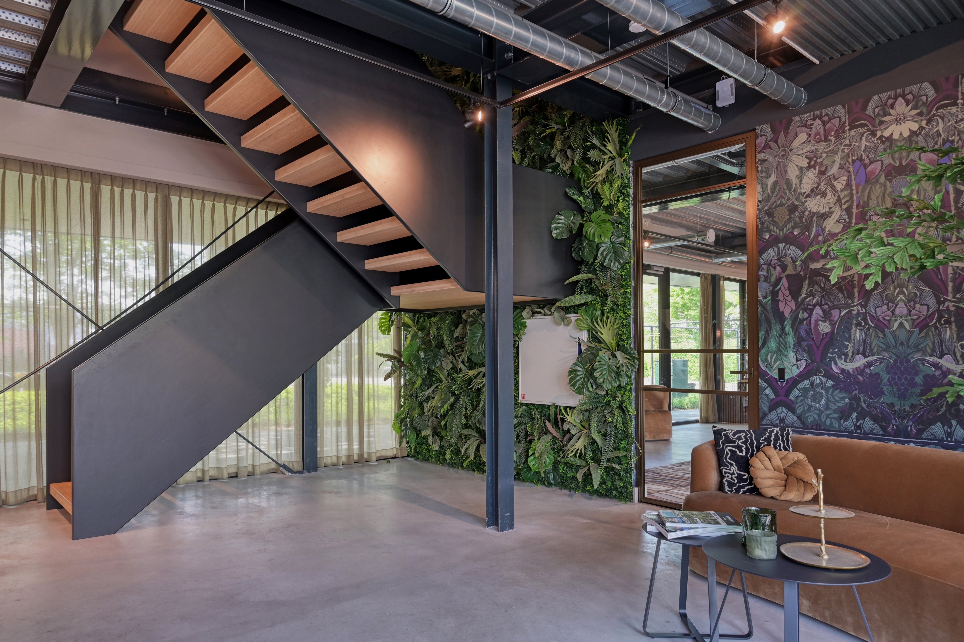 Eigentijds kantoor in Vlaardingen