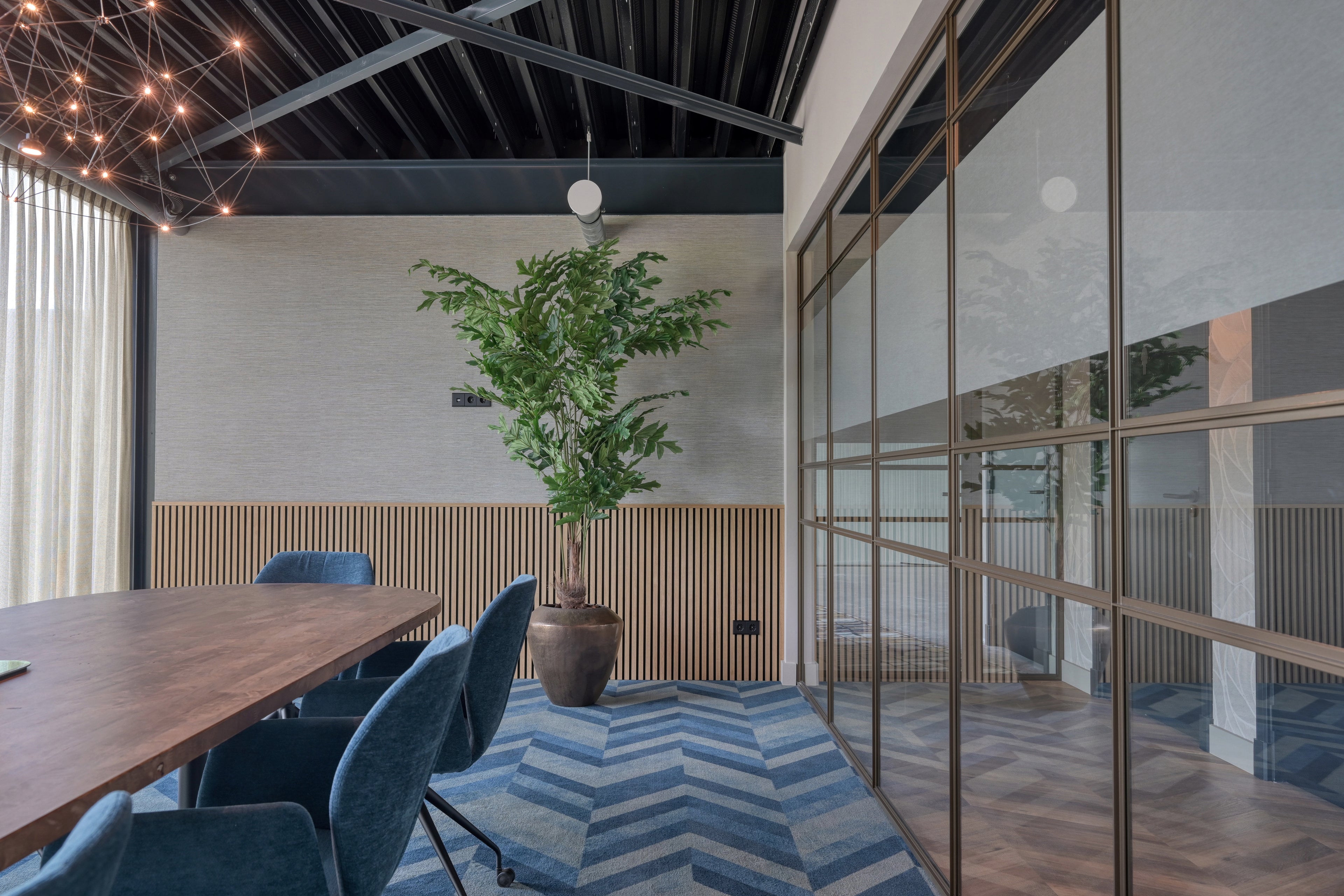 Eigentijds kantoor in Vlaardingen