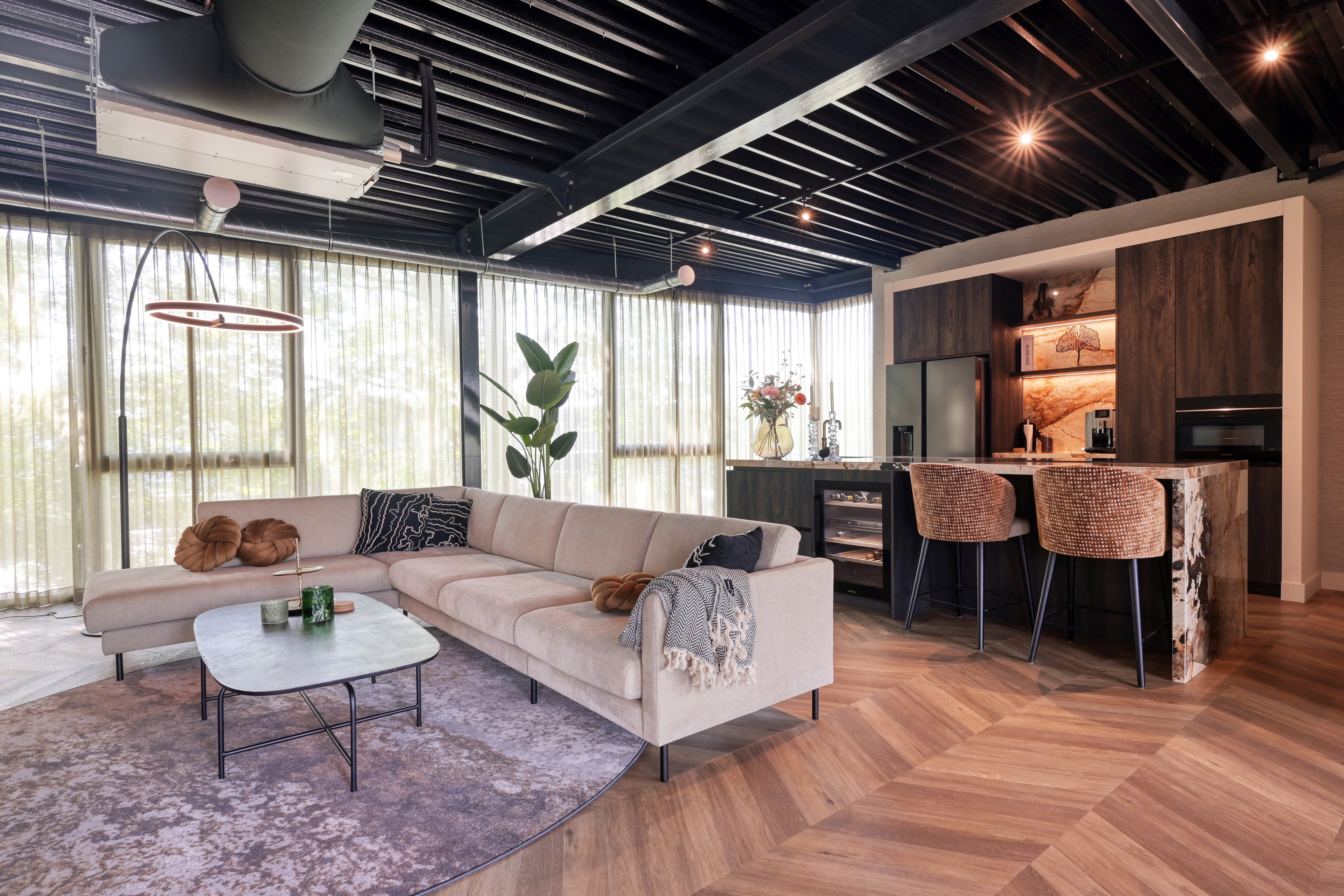 Eigentijds kantoor in Vlaardingen